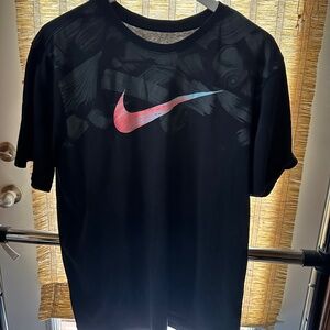 Black Nike swoosh T-Shirt tee size XL DRI-FIT